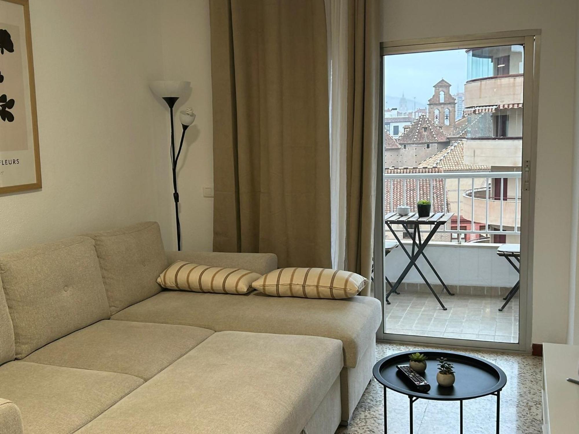 Vialia Piso Centrico Wifi Maria Zambrano Andra Lägenhet Málaga Exteriör bild